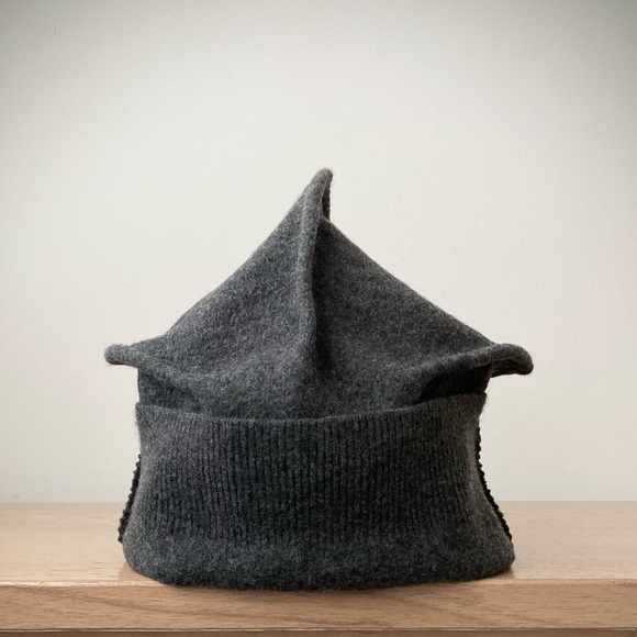 Joodito Accessories - origami crown 100% cashmere sweater hat joodito bucket beanie cap deep dark gray